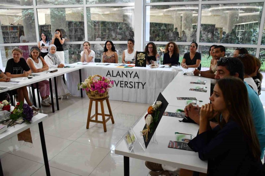 Alanya Üniversitesi El Sanatlarını Geleceğe Taşıyor