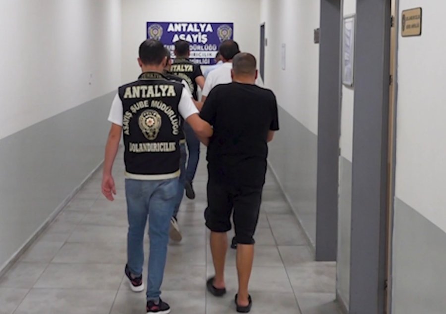 Antalya Merkezli Tarihi Eser Dolandırıcılığı Operasyonu: 2 Tutuklama