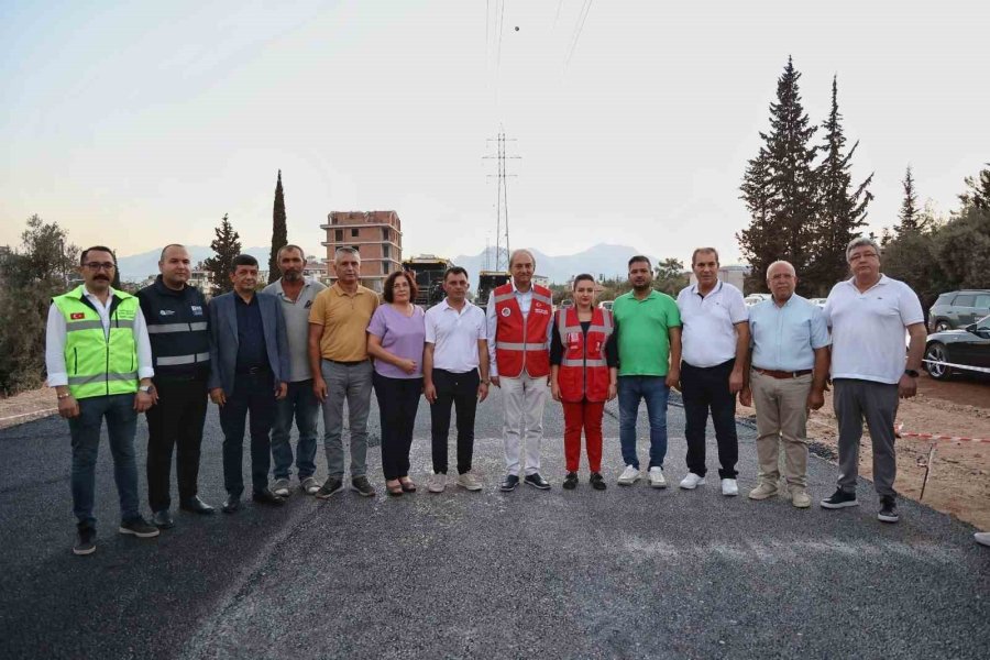Büyükşehir’den Şehir Hastanesi Yoluna Sıcak Asfalt