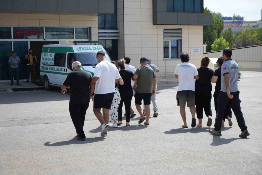 Pastane Cinayetinde Öldürülen Gencin Abisinin Feryatları Yürekleri Yaktı: "abi Ben Geliyorum De Ne Olur"