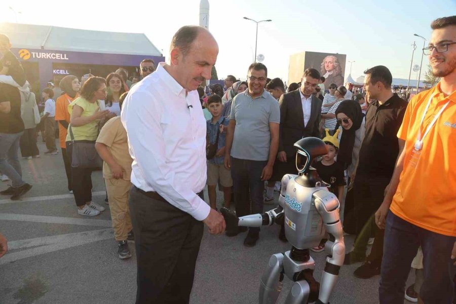 Türkiye’nin En Büyük Bilim Festivali ‘bilimfest’ Konya’da Ziyarete Açıldı