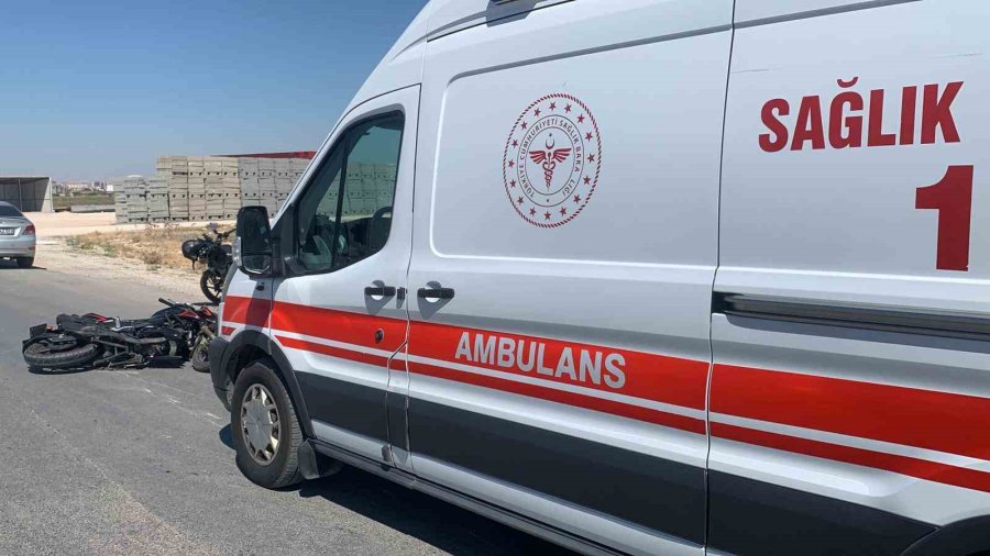 Karaman’da Otomobille Motosiklet Çarpıştı: 1 Yaralı