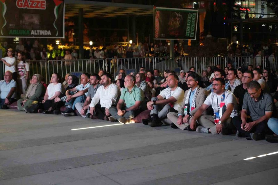 Niğde Belediyesi’nden Gazze İçin Dayanışma Etkinliği: ’sessiz Çığlık’ Belgeseli Gösterildi