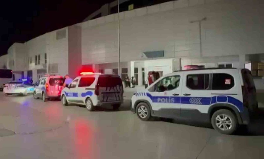 Kayınbiraderine Kızdı, Hastane Önünde Havaya Ateş Açtı