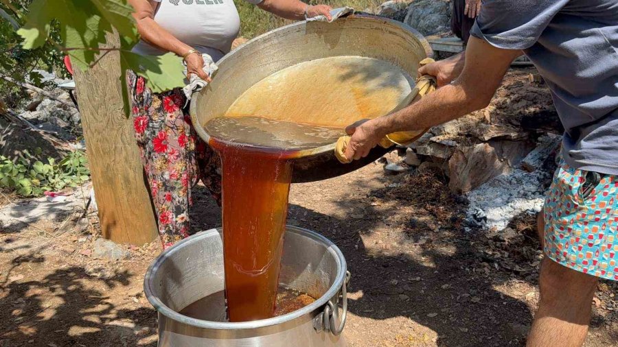 Külle Kaynayan Lezzet, İmece Usulüyle Sofralara Taşınıyor