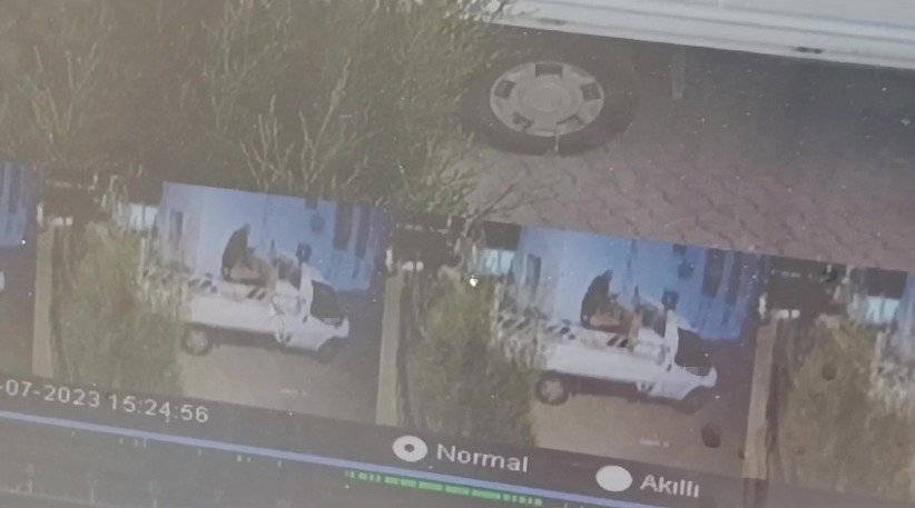 Uzaklaştırma Kararına Rağmen Eve Gelip 3,5 Dakikada Tüm Eşyaları Götürdü