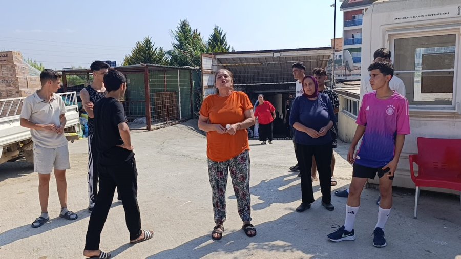 Tatilleri Kabusa Döndü, Oteli Terk Ettiler