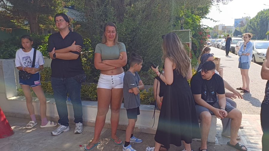 Tatilleri Kabusa Döndü, Oteli Terk Ettiler