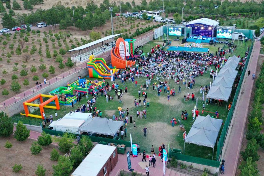 Meram Yaz Spor Okulları İçin Coşkulu Final