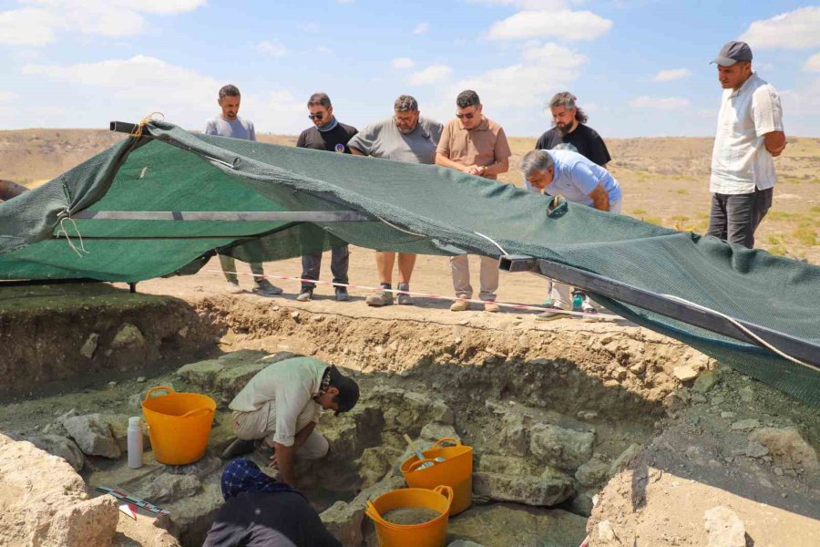 Neü Rektör Yardımcıları Lystra Antik Kenti’nde İncelemelerde Bulundu