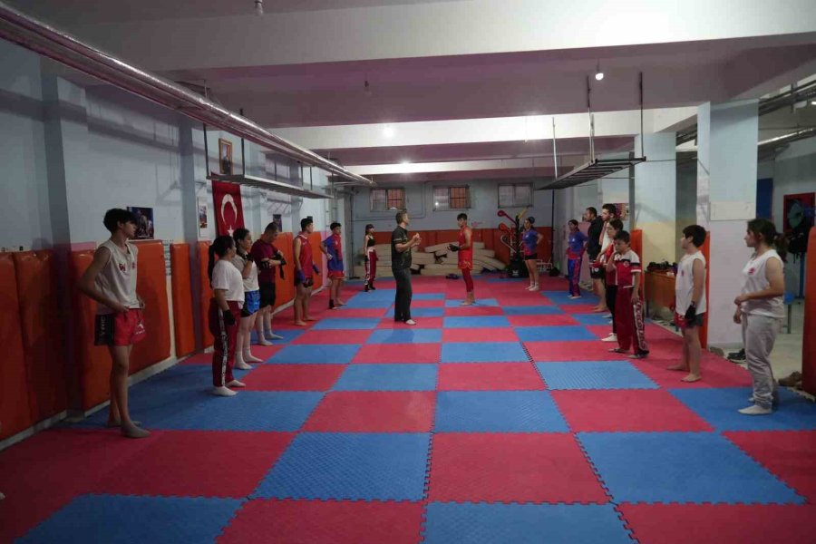 Niğde’de Wushu Takımı Şampiyonaya Hazırlanıyor