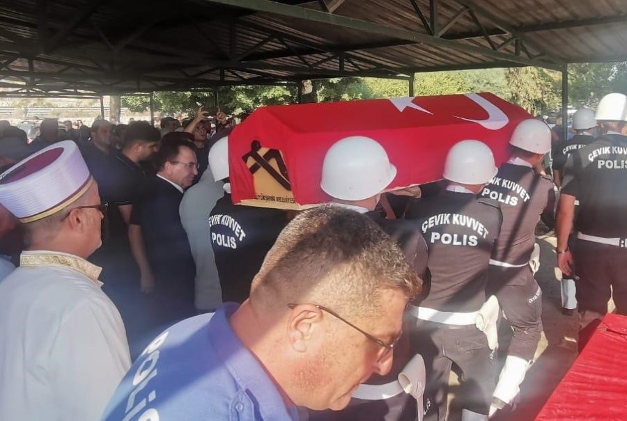 Kazada Hayatını Kaybeden Polis Memuru Son Yolculuğuna Uğurlandı