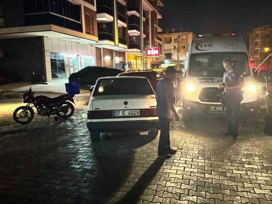 Otomobil İle Çarpışan Motosikletli Yaralandı