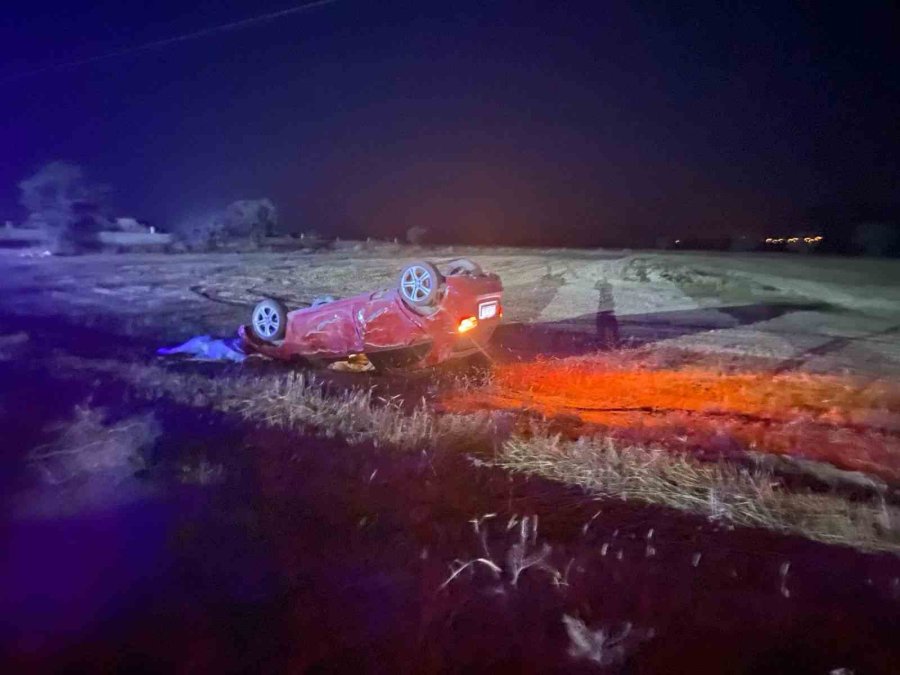 Korkuteli’nde Trafik Kazası:1 Ölü, 1 Yaralı