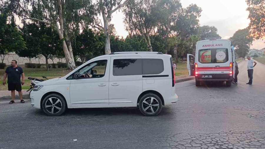 Otomobille Çarpışan Motosikletli Hastaneye Gitmek İstemedi, 104 Promil Alkollü Çıktı