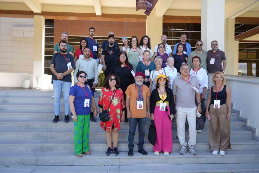 ’hititlerin İzinde Çorum’dan Niğde’ye Sergisi’ Sanatseverlerle Buluştu