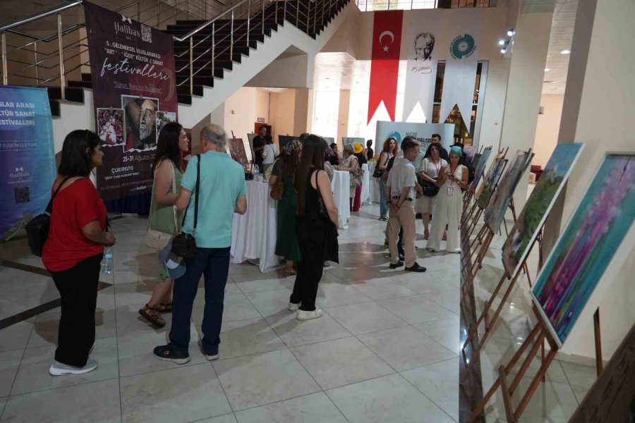 ’hititlerin İzinde Çorum’dan Niğde’ye Sergisi’ Sanatseverlerle Buluştu