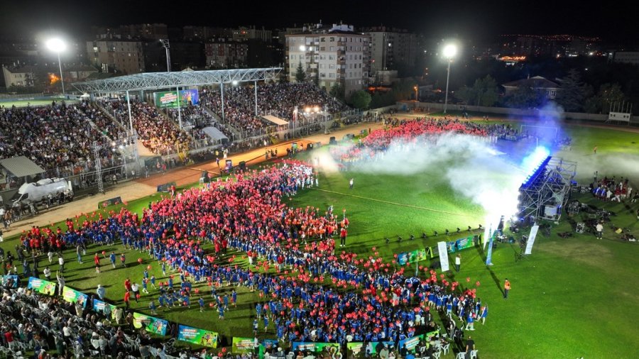 Selçuklu Belediyesi Yaz Spor Okullarından Görkemli Kapanış