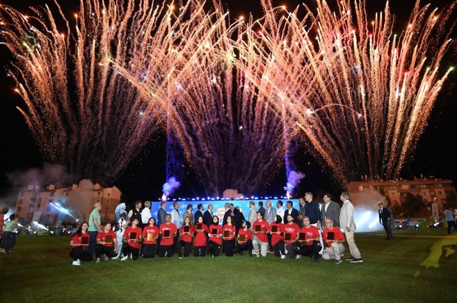 Selçuklu Belediyesi Yaz Spor Okullarından Görkemli Kapanış