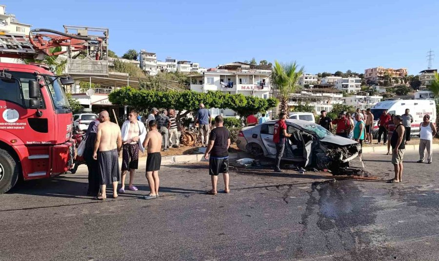 Mersin’de İki Ayrı Kaza: Birinde Otomobil Savruldu, Diğerinde Sıkışan Sürücü Kurtarıldı