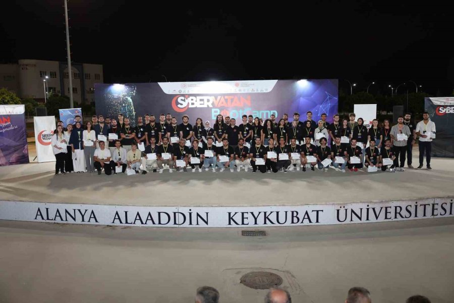 Siber Vatanın Kahramanları Sertifikalarını Aldı