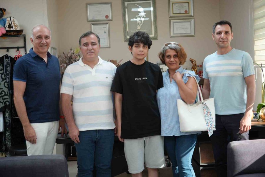 İngiliz Turist Çocuğun Bağışlanan Organı 15 Yaşındaki Türk Çocuğa Hayat Oldu