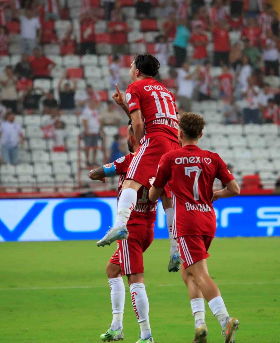 Trendyol Süper Lig: Antalyaspor: 1 - Fatih Karagümrük: 1 (ilk Yarı)