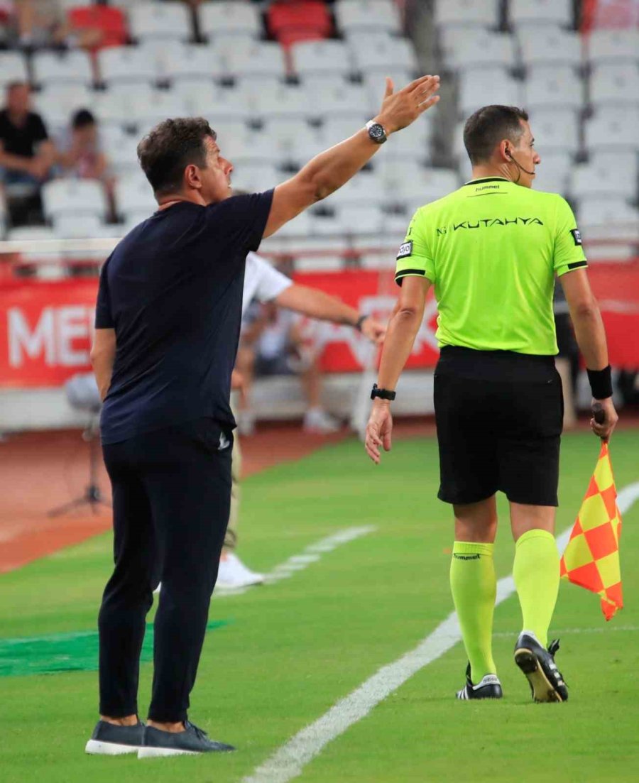 Trendyol Süper Lig: Antalyaspor: 1 - Fatih Karagümrük: 1 (ilk Yarı)