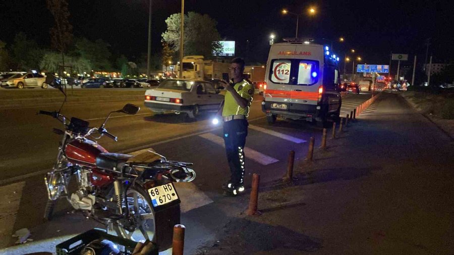 Otomobil Motosiklete Çarptı: 1 Yaralı