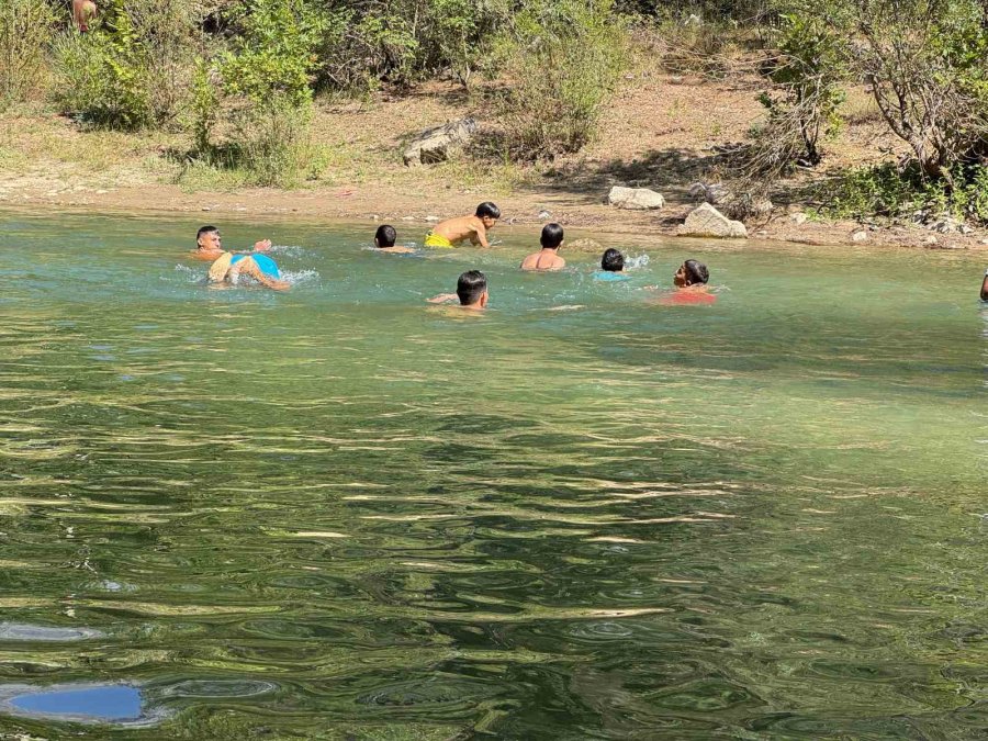 Minik Sporcular Ormana Spor Köyü’nde Hem Spor Yaptı Hem Doğayla Buluştu