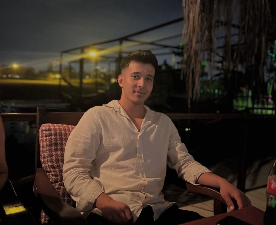 Kurtarma Çabaları Sonuç Vermedi, Arkadaşlarının Gözleri Önünde Hayatını Kaybetti