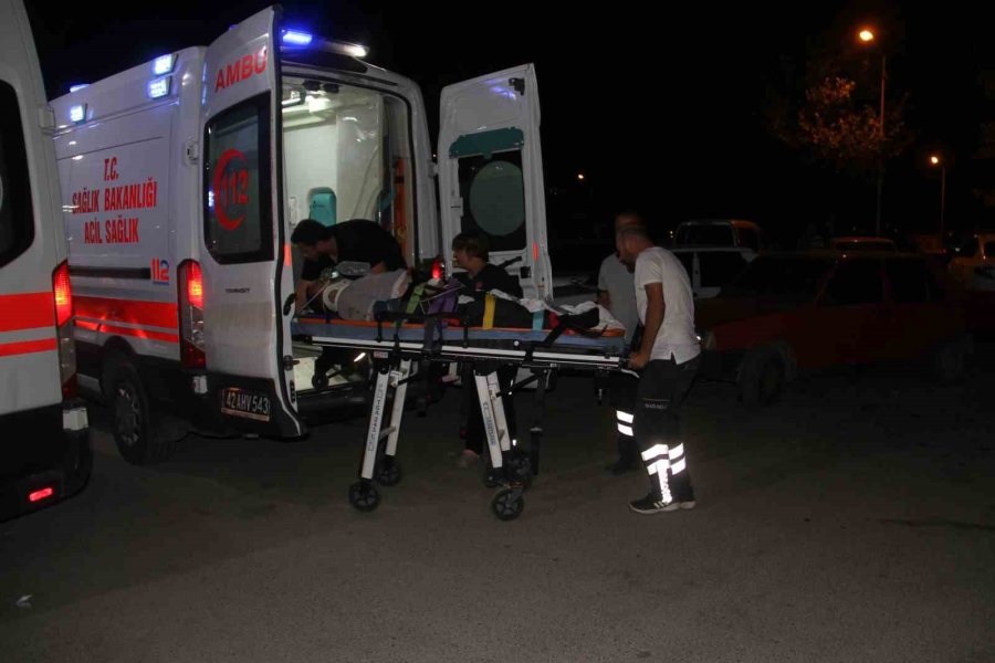 Konya’da Otomobiller Çarpıştı: 2’si Ağır 4 Yaralı