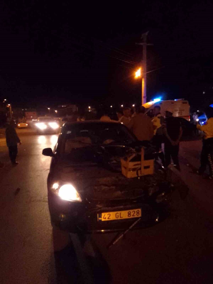 Karapınar’da Kamyonet İle Otomobil Çarpıştı: 2 Yaralı