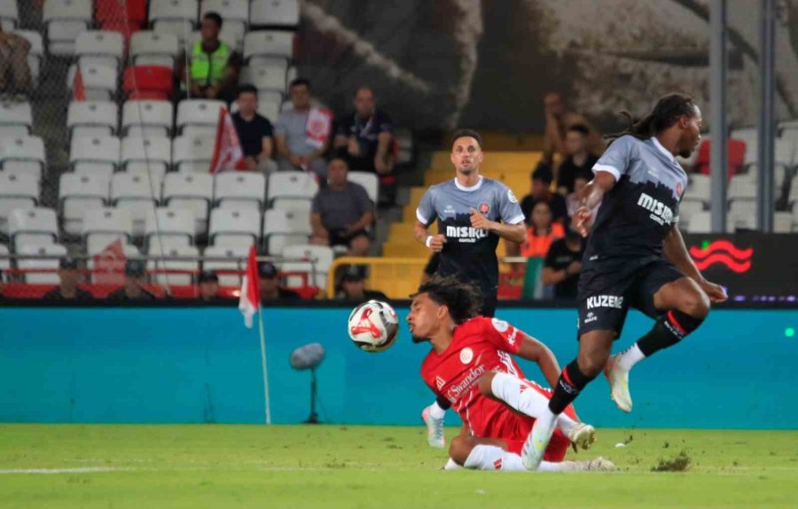 Trendyol Süper Lig: Antalyaspor: 1 - Fatih Karagümrük: 2 (maç Sonucu)