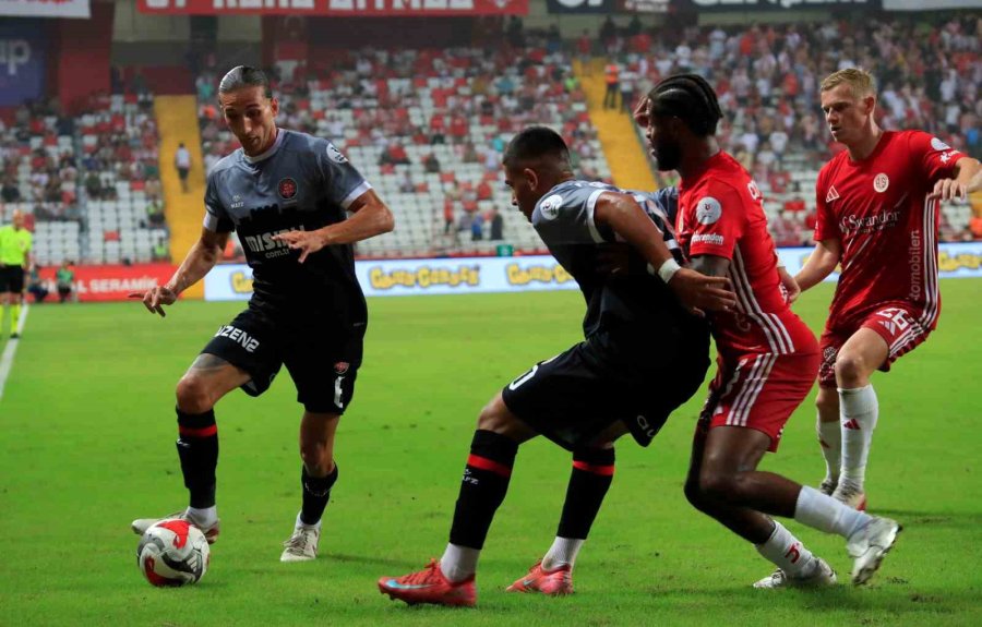 Trendyol Süper Lig: Antalyaspor: 1 - Fatih Karagümrük: 2 (maç Sonucu)