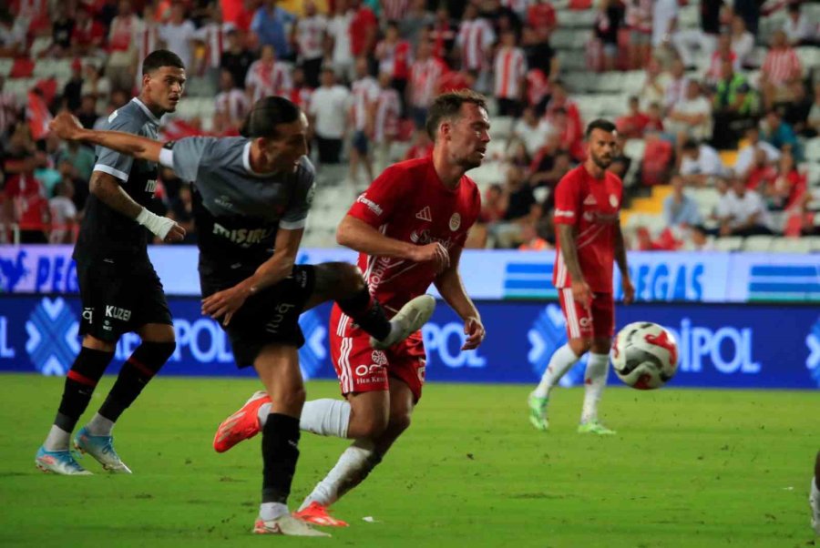 Trendyol Süper Lig: Antalyaspor: 1 - Fatih Karagümrük: 2 (maç Sonucu)