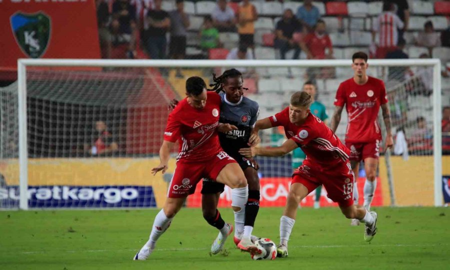 Trendyol Süper Lig: Antalyaspor: 1 - Fatih Karagümrük: 2 (maç Sonucu)