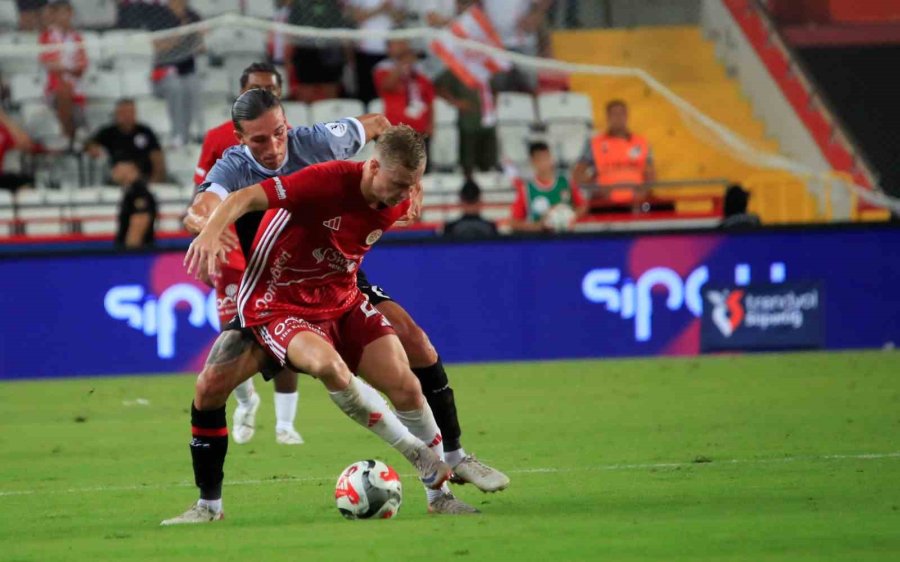 Trendyol Süper Lig: Antalyaspor: 1 - Fatih Karagümrük: 2 (maç Sonucu)