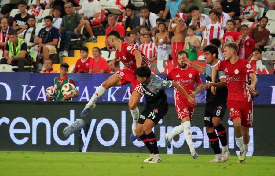 Trendyol Süper Lig: Antalyaspor: 1 - Fatih Karagümrük: 2 (maç Sonucu)