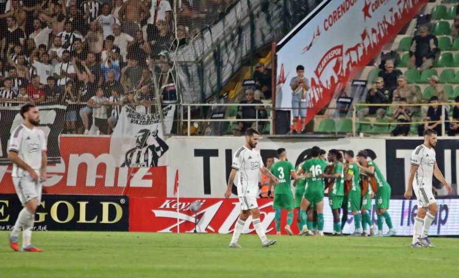 Trendyol Süper Lig: Corendon Alanyaspor: 1 - Beşiktaş 0 (ilk Yarı)