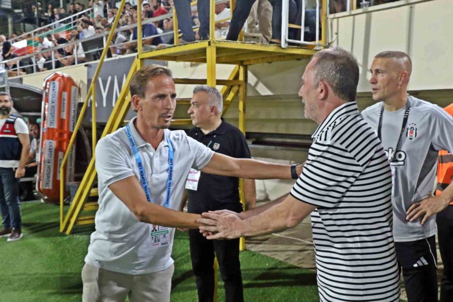 Trendyol Süper Lig: Corendon Alanyaspor: 0 - Beşiktaş 0 (maç Devam Ediyor)