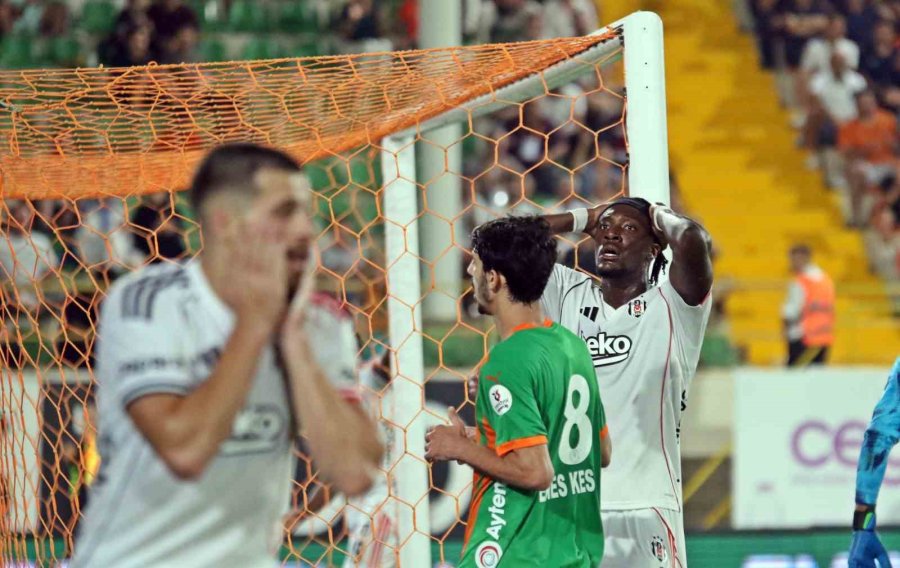 Trendyol Süper Lig: Corendon Alanyaspor: 2 - Beşiktaş 0 (maç Sonucu)