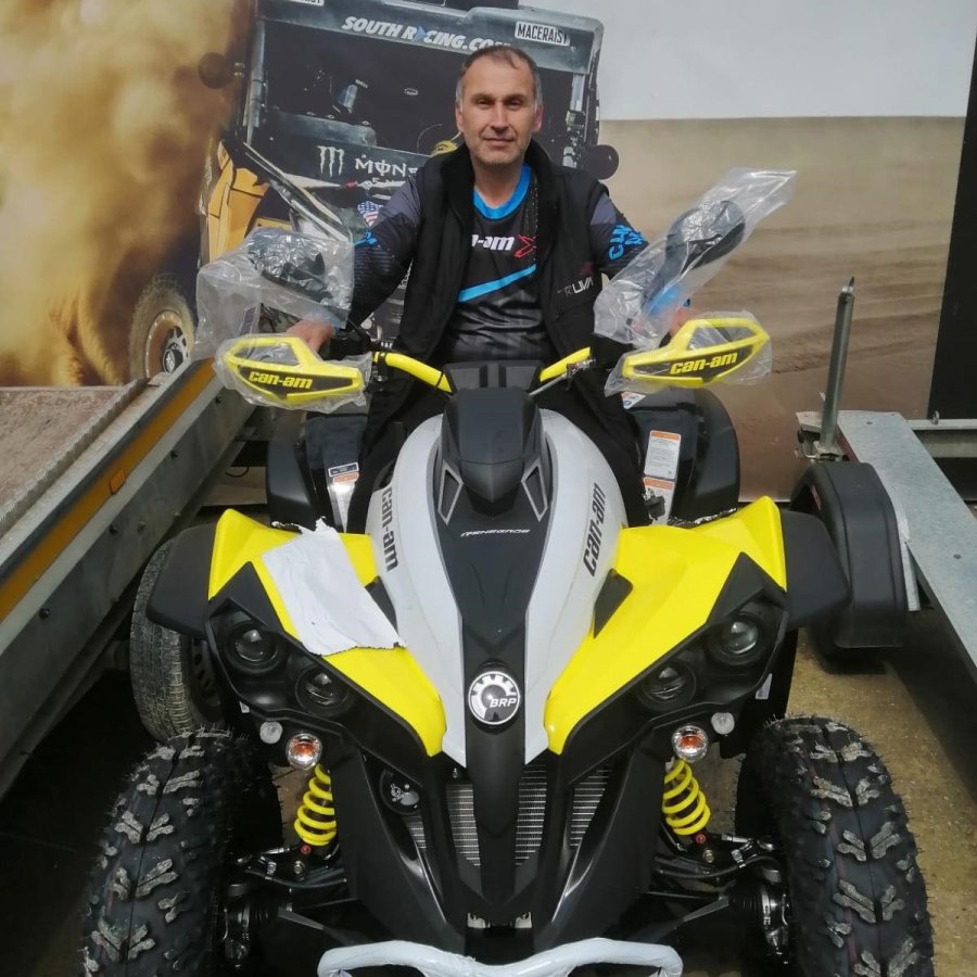 "kazasız Yarış" Dilemişti, Yarış Rotası Olan Köyünde Sonsuzluğa Uğurlandı