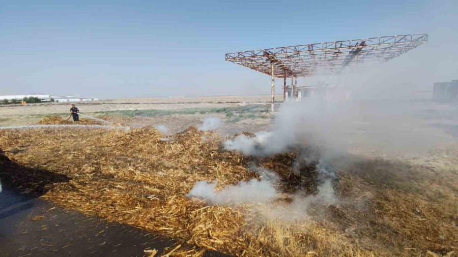 Saman Yüklü Tırda Yangın Paniği