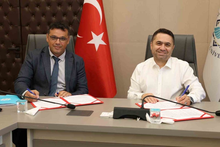 Alkü’de İşçiler İçin Yeni Dönem Protokolü İmzalandı