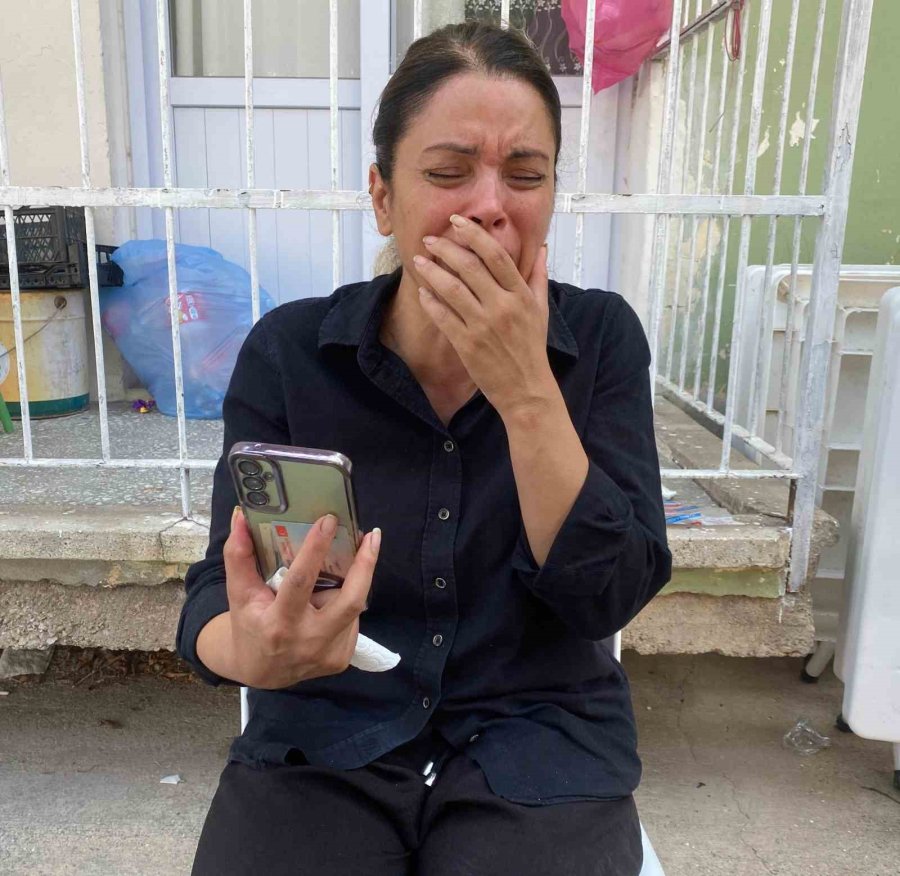 Öldürülen 16 Yaşındaki Hiranur’nun Annesi:" Benim Çiçeğimi Kopardılar"