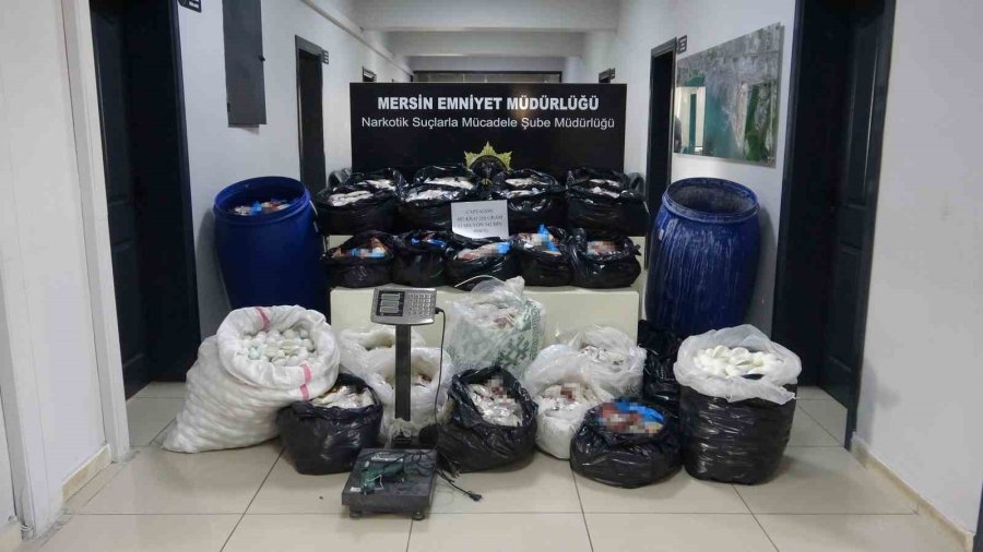 Sürpriz Yumurtalardan Bile Uyuşturucu Çıkmıştı: 8 Şüpheli Adliyeye Sevk Edildi