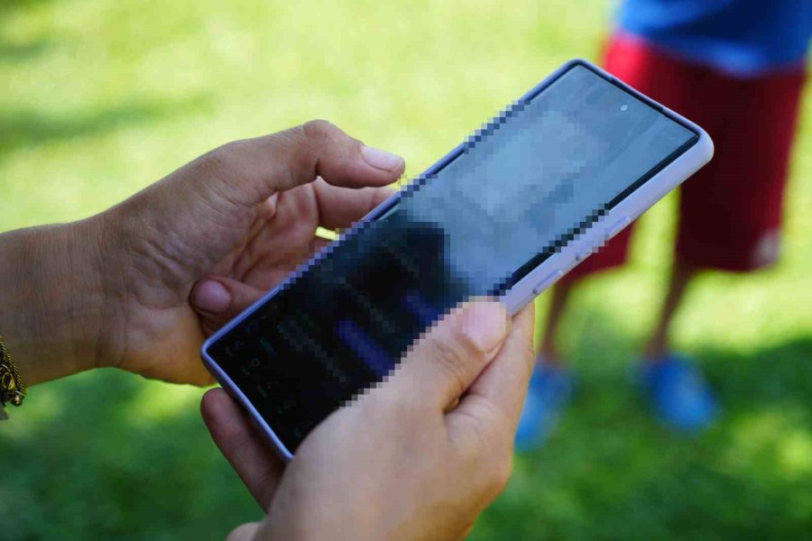 Antalya’da 2 Çocuk Annesi İnternet Tuzağıyla 470 Bin Lirasını Dolandırıcılara Kaptırdı