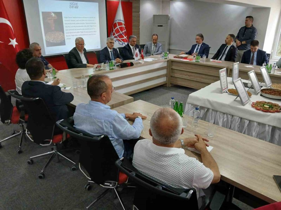 Niğde’nin ’sarım Burma Tatlısı’ Coğrafi İşaretle Tescillendi