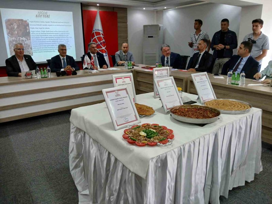 Niğde’nin ’sarım Burma Tatlısı’ Coğrafi İşaretle Tescillendi